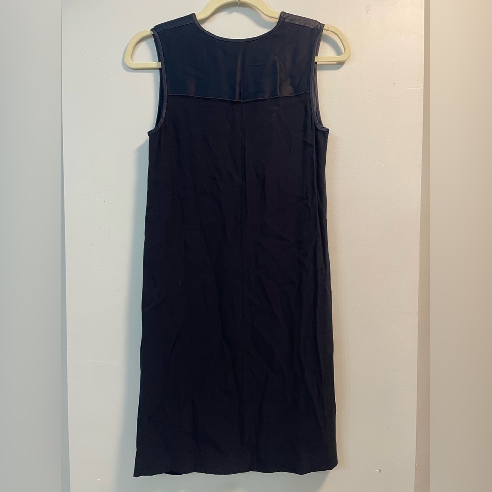 Vince., XS, women’s designer satin shoulder stretch navy blue mini shift dress - Picture 6 of 8